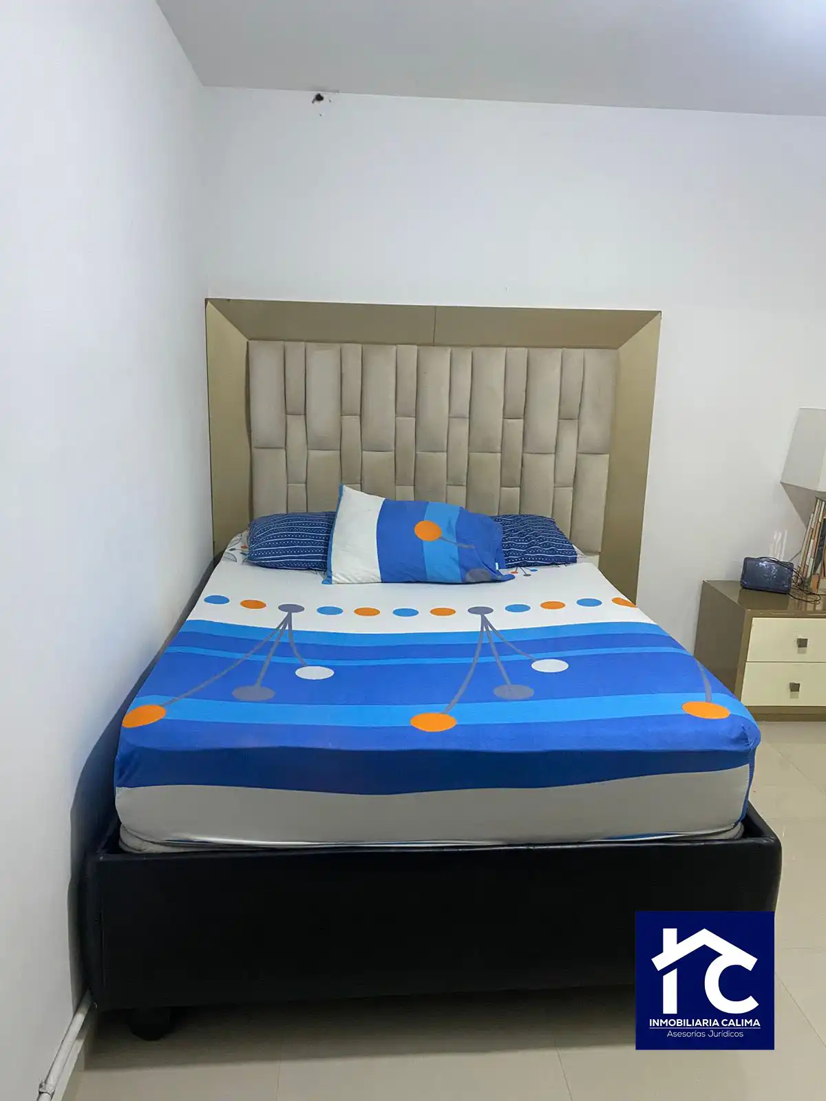 Casa de 3 pisos Barrio Decepaz Cali